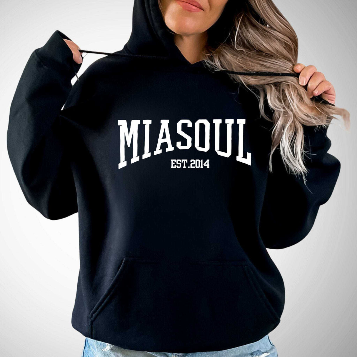 Est 2014 Hoodie – Produktansicht