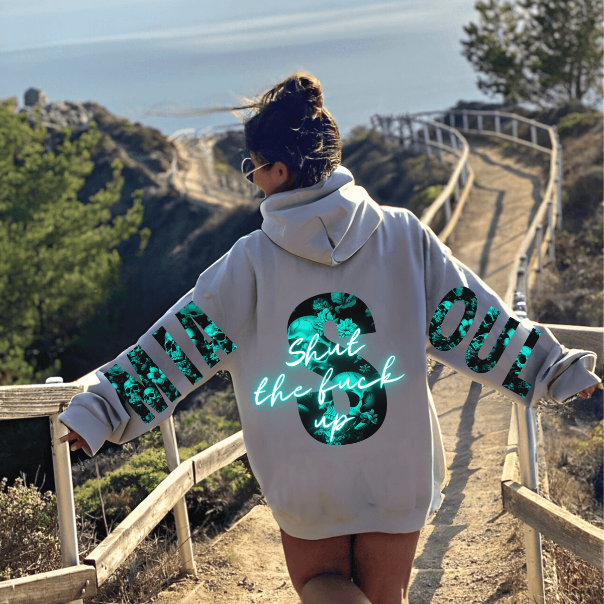 Shut the fuck up Hoodie – Produktansicht