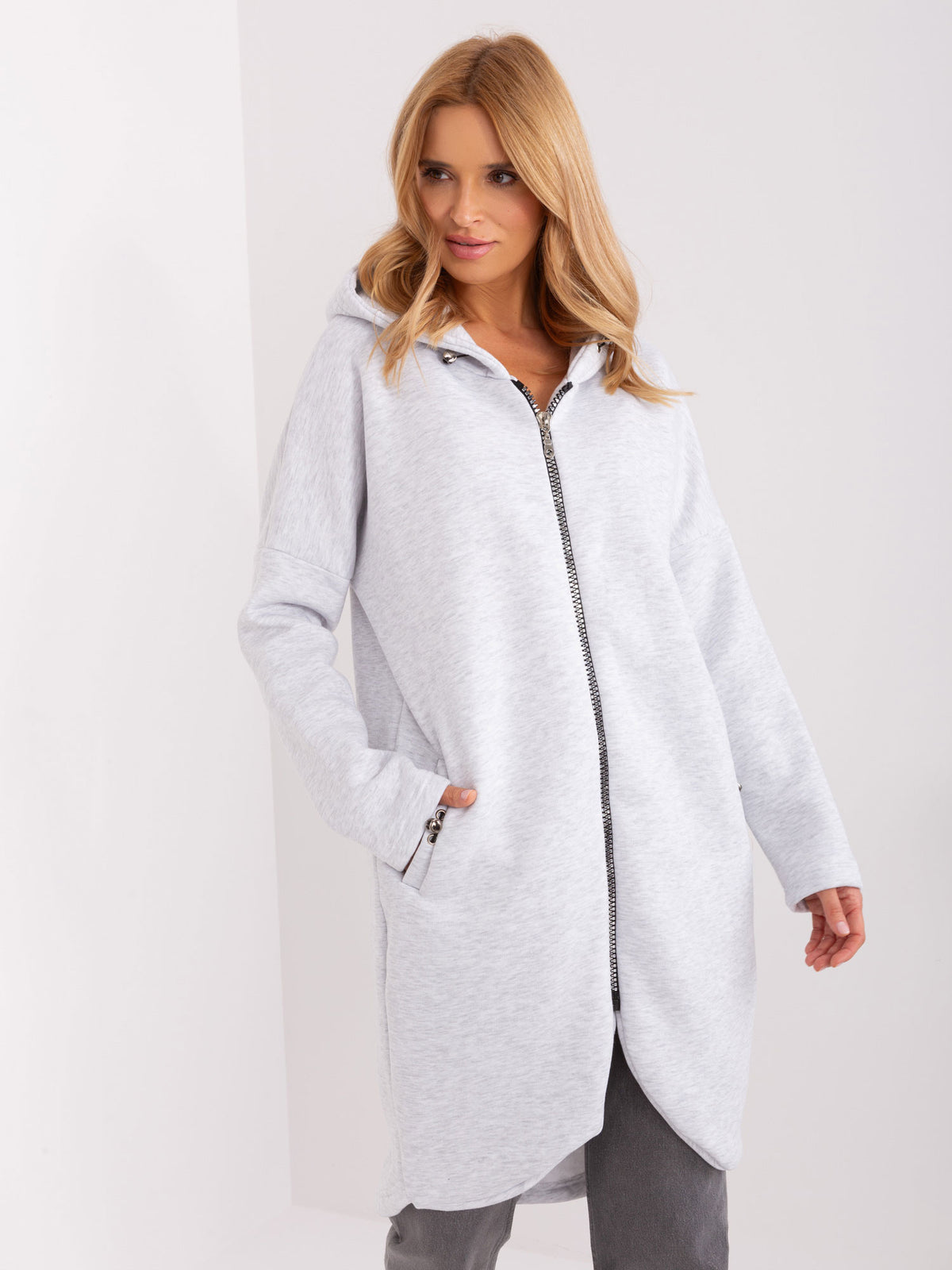 Long Zip Hoodie – Oversize Style